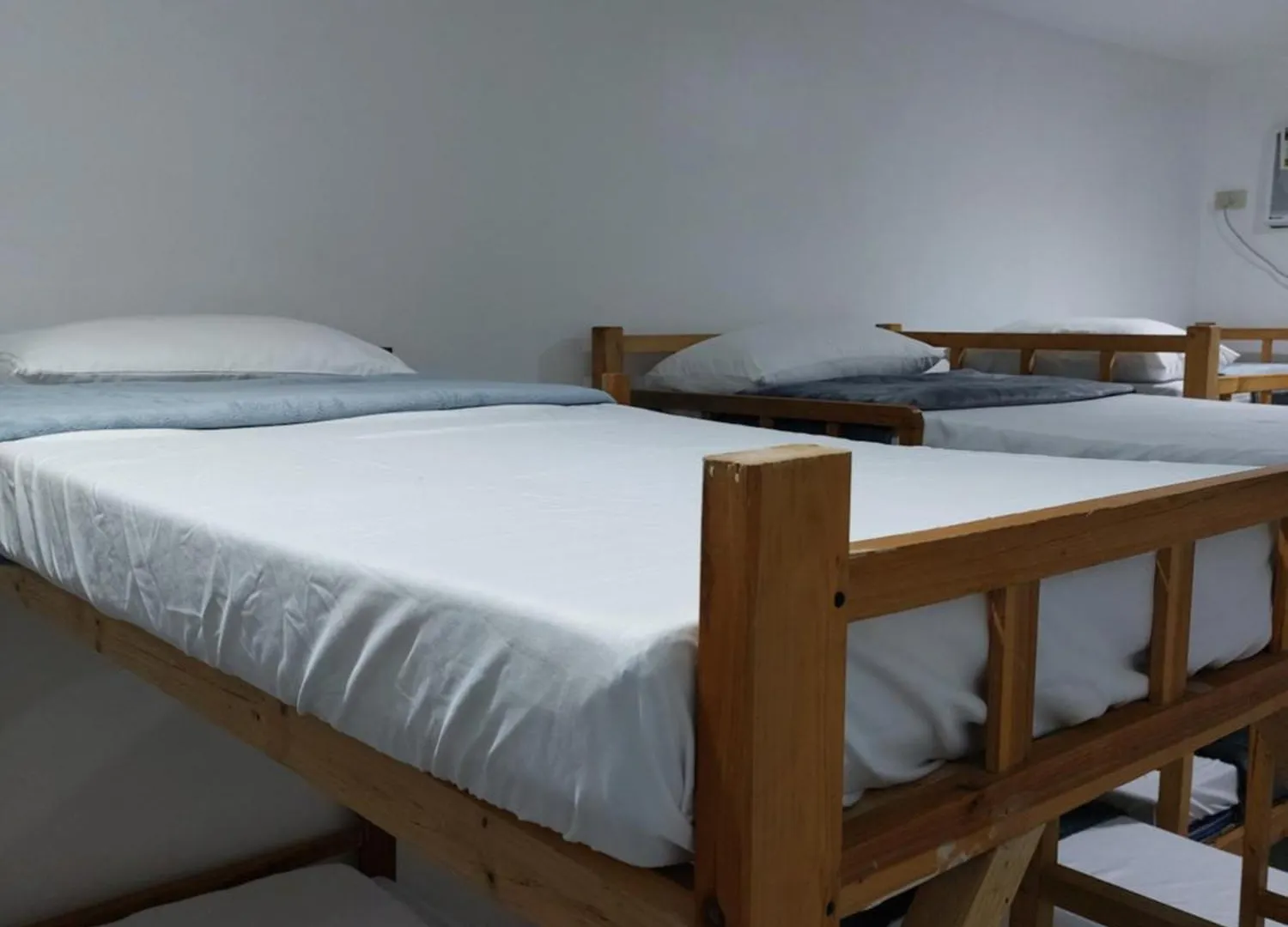 L'Pad Place Mandaluyong Hostel