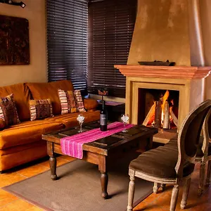 **** Hotel El Marques De Guatemala